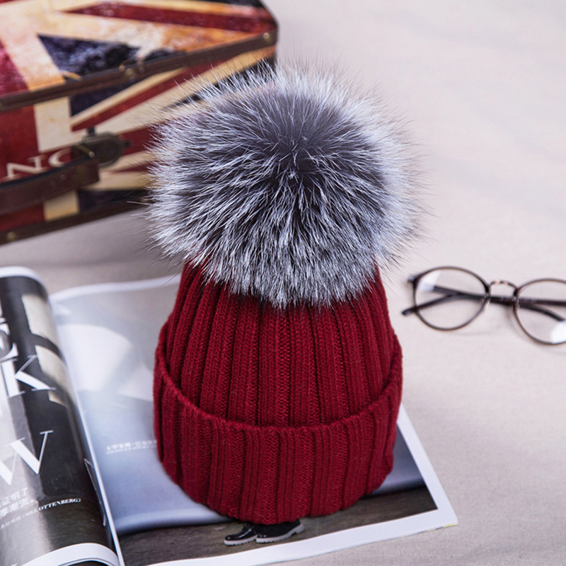 Women's Knitted Cap with 12cm Silver Fox Fur Pompom Tops Caps Fashion Winter Hats Skullies Beanies Female Cap D18110601