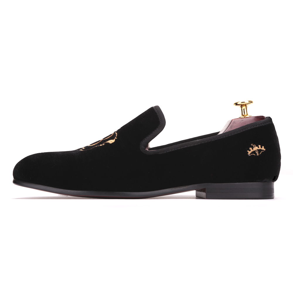 New style fashion men loafers gold embroidery handmade men velvet shoes party and wedding men's flat