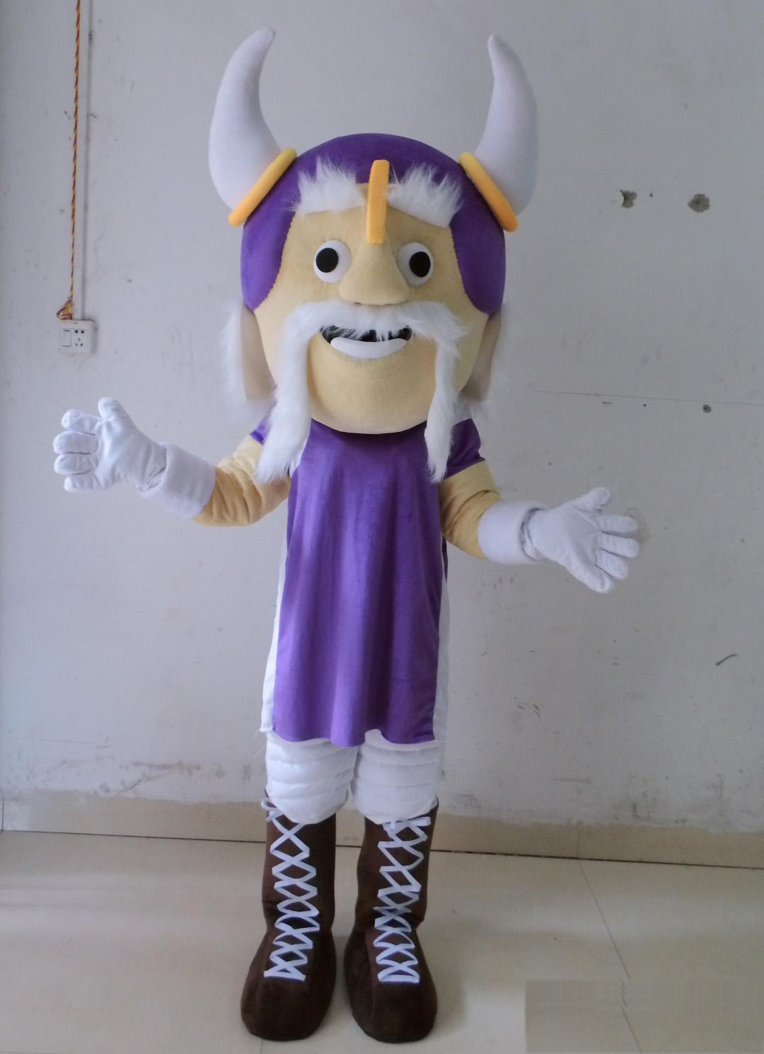 2018 High quality hot viking mascot costume Halloween party mascot costume for adult to wear, As photo show
2018 High quality hot viking mascot costume Halloween party mascot costume for adult to wear, As photo show