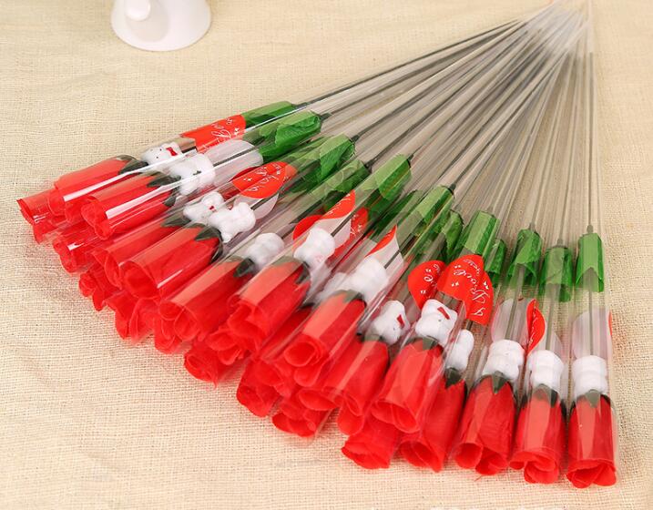 Simulation Rose Flower Single Red Roses Cartoon Bear With a heartshaped Sticker Valentines Day Gift Mothers Day Gift Wedding Supp5028842