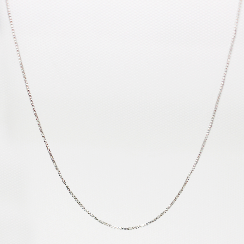 Wholesale2018 s925 Silver Chain Flat Square Snake Necklace Accessories, Fashion Jewelry Accessories Free Shipping
Wholesale2018 s925 Silver Chain Flat Square Snake Necklace Accessories, Fashion Jewelry Accessories Free Shipping