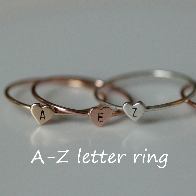 Simple Gold Heart Dainty Name Letters Pattern Rings Popular Gold/Silver Letter Carved Meaningful Initial Finger Ring Women Jewelry Gift
Simple Gold Heart Dainty Name Letters Pattern Rings Popular Gold/Silver Letter Carved Meaningful Initial Finger Ring Women Jewelry Gift