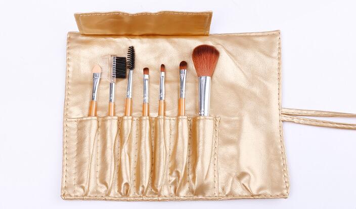 7Pcs Tools Makeup Brushes set with PU Bag 6 Colors available Fashion Portable Makeup set BR007
7Pcs Tools Makeup Brushes set with PU Bag 6 Colors available Fashion Portable Makeup set BR007