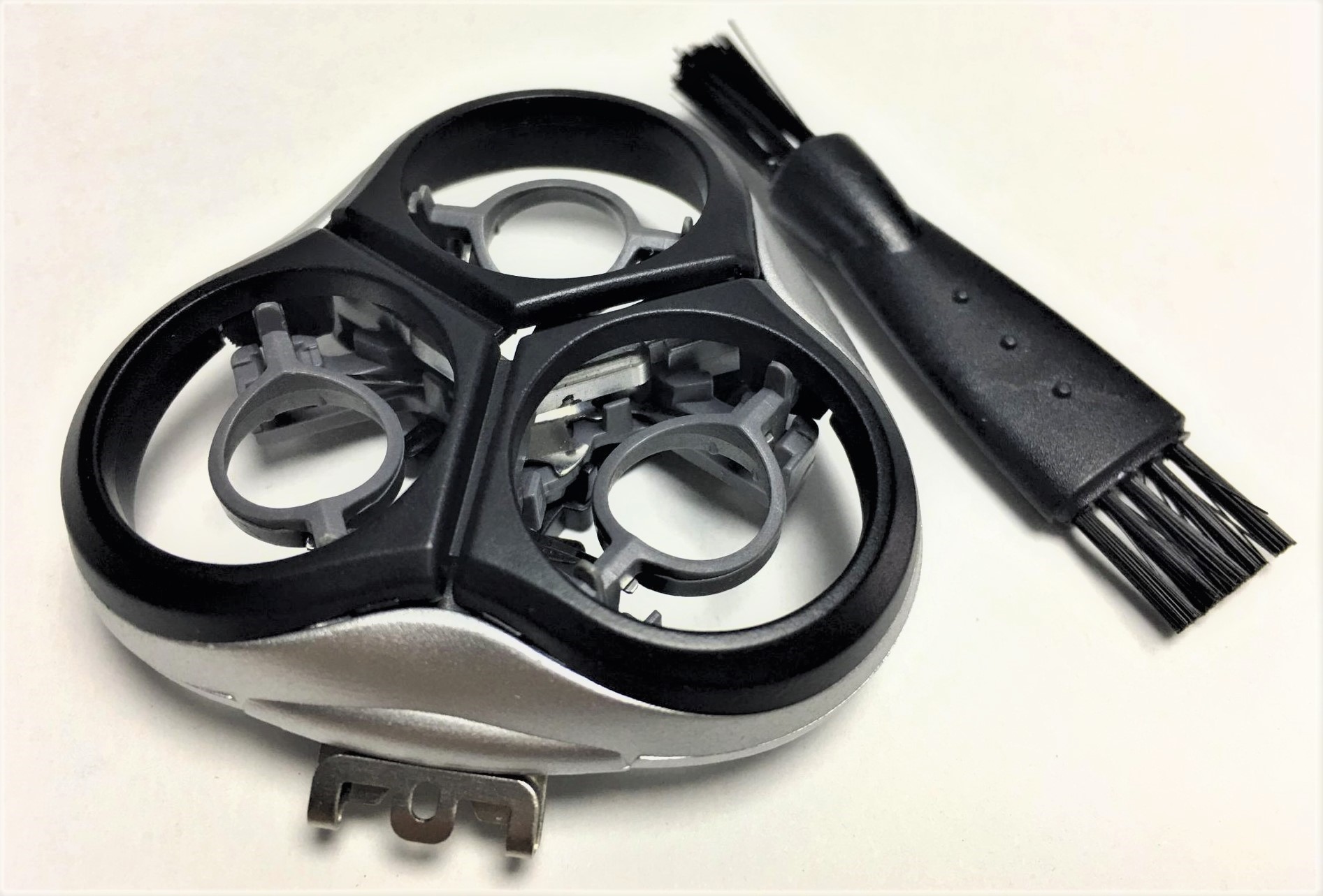 Shaver Head Holder & Blades Plate Replacement For Philips Norelco HQ9195XLCC HQ9199XLCC HQ9171XLCC Razor Cutter Frame Parts New Black-Silver
Shaver Head Holder & Blades Plate Replacement For Philips Norelco HQ9195XLCC HQ9199XLCC HQ9171XLCC Razor Cutter Frame Parts New Black-Silver