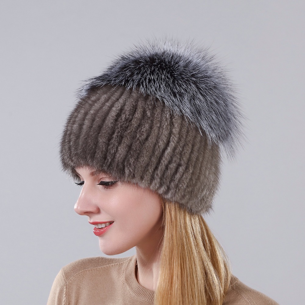 Hot Style Female Mink Fur Cap For Women Winter Warm Hat Vertical Knitted Mink With Fluffy Silver Fox Part Less On The Top Hat D18110102