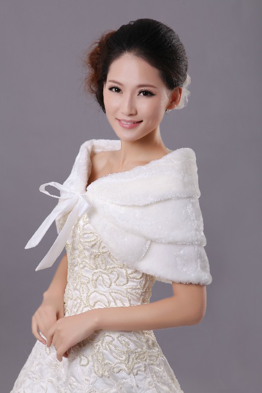 2018 Hot Sale Fashion Elegant Warm Faux Fur Ivory Bolero Wedding Wrap Shawl Bridal Jacket Coat Accessories Free Shipping, White
2018 Hot Sale Fashion Elegant Warm Faux Fur Ivory Bolero Wedding Wrap Shawl Bridal Jacket Coat Accessories Free Shipping, White