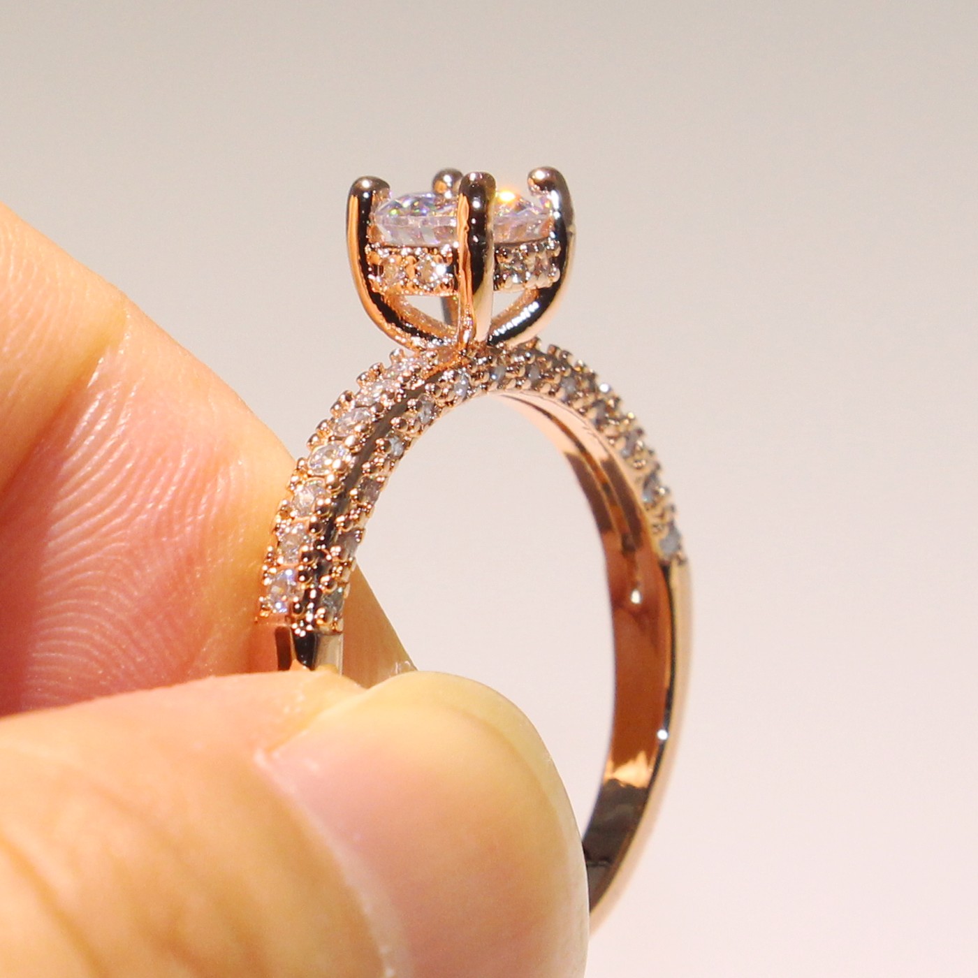 Victoria Wieck Hot High Quality 925 Sterling Silver&Rose Gold Fill Round Shape White Topaz CZ Diamond Eternity Women Wedding Band Ring Gift