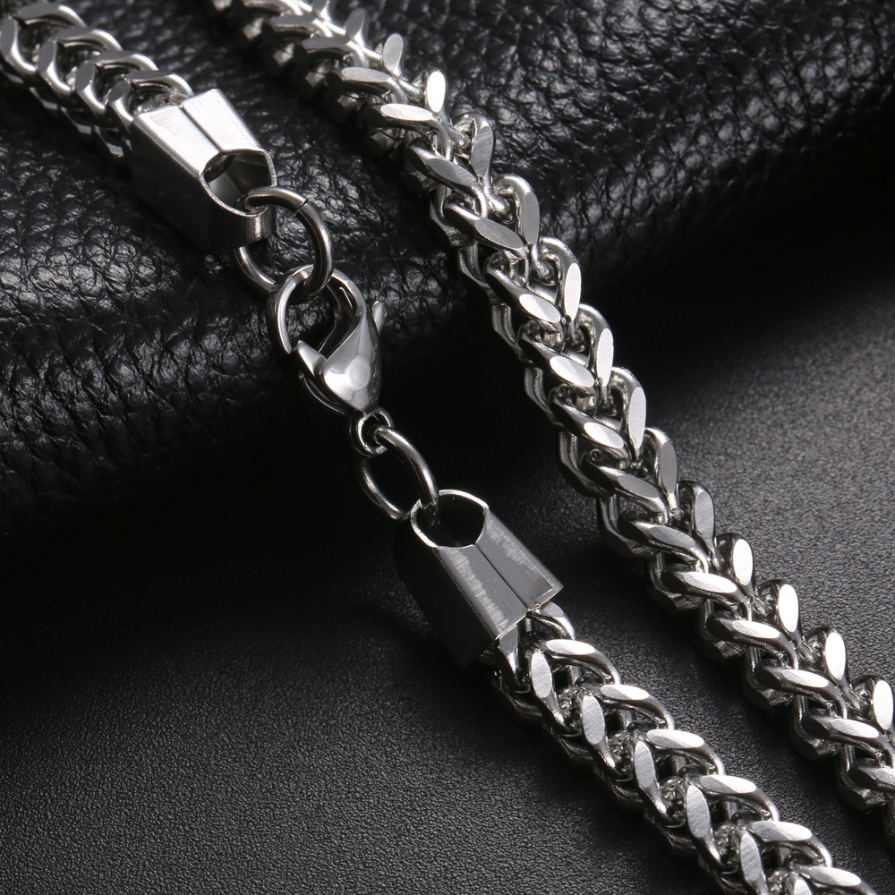 Punk Rock Metal Long Chains Link Necklace For Men Stainless Steel 4MM Wide 18-30 Inch Vintage titanium 2017 Statement Jewelry CHN001
Punk Rock Metal Long Chains Link Necklace For Men Stainless Steel 4MM Wide 18-30 Inch Vintage titanium 2017 Statement Jewelry CHN001