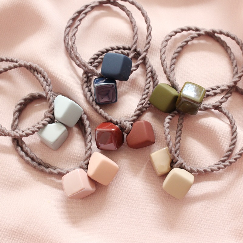 Hair Rope Ties Round Square Acrylic Elastic Rubber Hair Bands Headbands Hair Accessories for Women Girls
Hair Rope Ties Round Square Acrylic Elastic Rubber Hair Bands Headbands Hair Accessories for Women Girls