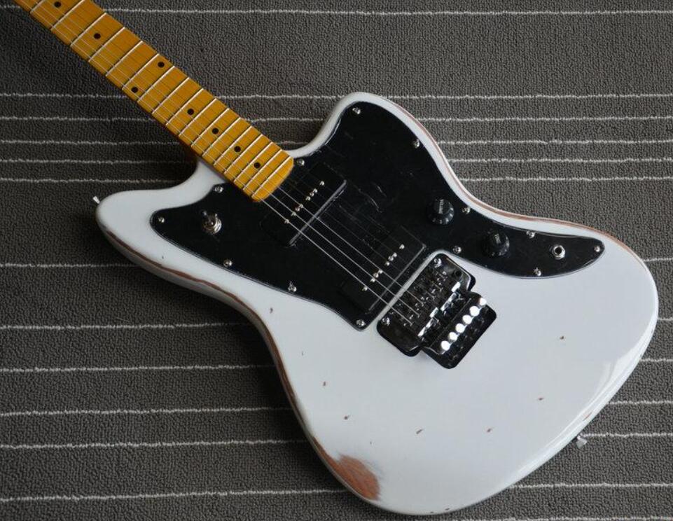 Custom Shop Fano Alt De Facto JM6 White Relic Electric Guitar Floyd Rose Tremolo Bridge Black P-90 Pickuos Black Pickguard
Custom Shop Fano Alt De Facto JM6 White Relic Electric Guitar Floyd Rose Tremolo Bridge Black P-90 Pickuos Black Pickguard