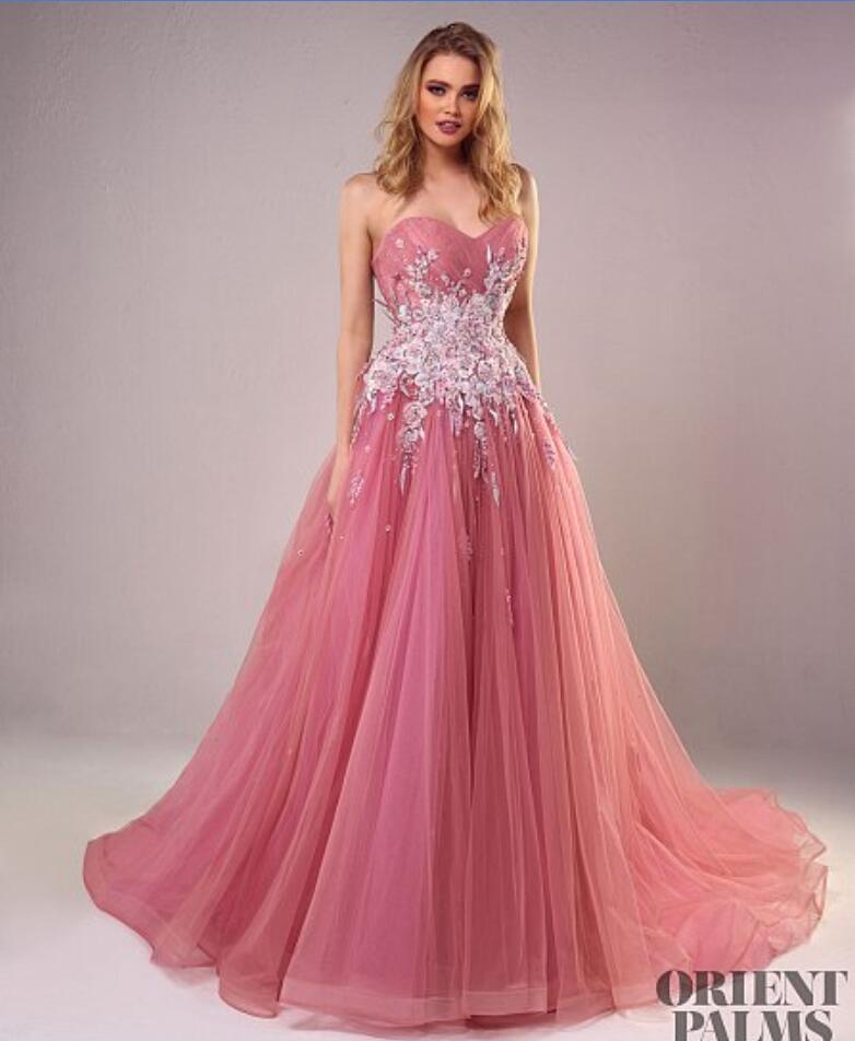 Tony Chaaya Blush Prom Dresses Sweetheart Applique Beaded Sweep Train Formal Dress Evening Elegant Bridesmaid Gowns Cheap Evening Gowns