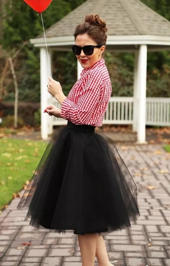 Custom-Made 6 Layers Midi Tulle Skirt Bridesmaid Dresses Princess Prom Dresses Tutu Skirts Wedding Party Dresses Evening Wear TU0016
Custom-Made 6 Layers Midi Tulle Skirt Bridesmaid Dresses Princess Prom Dresses Tutu Skirts Wedding Party Dresses Evening Wear TU0016