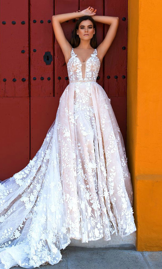 2019 Crystal Design Wedding Dresses With Detachable Train Blush Pink Lace Appliques Sweep Train Boho Wedding Dress Spaghetti Plus Size Gowns