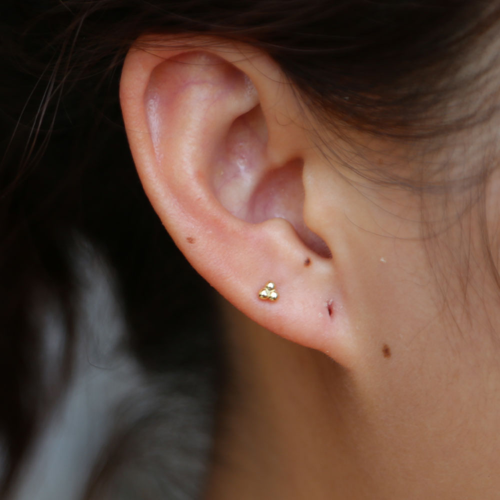 3mm tiny triangle earring for girl women 925 sterling silver minimal minimalist delicate danity simple ear stud jewelry