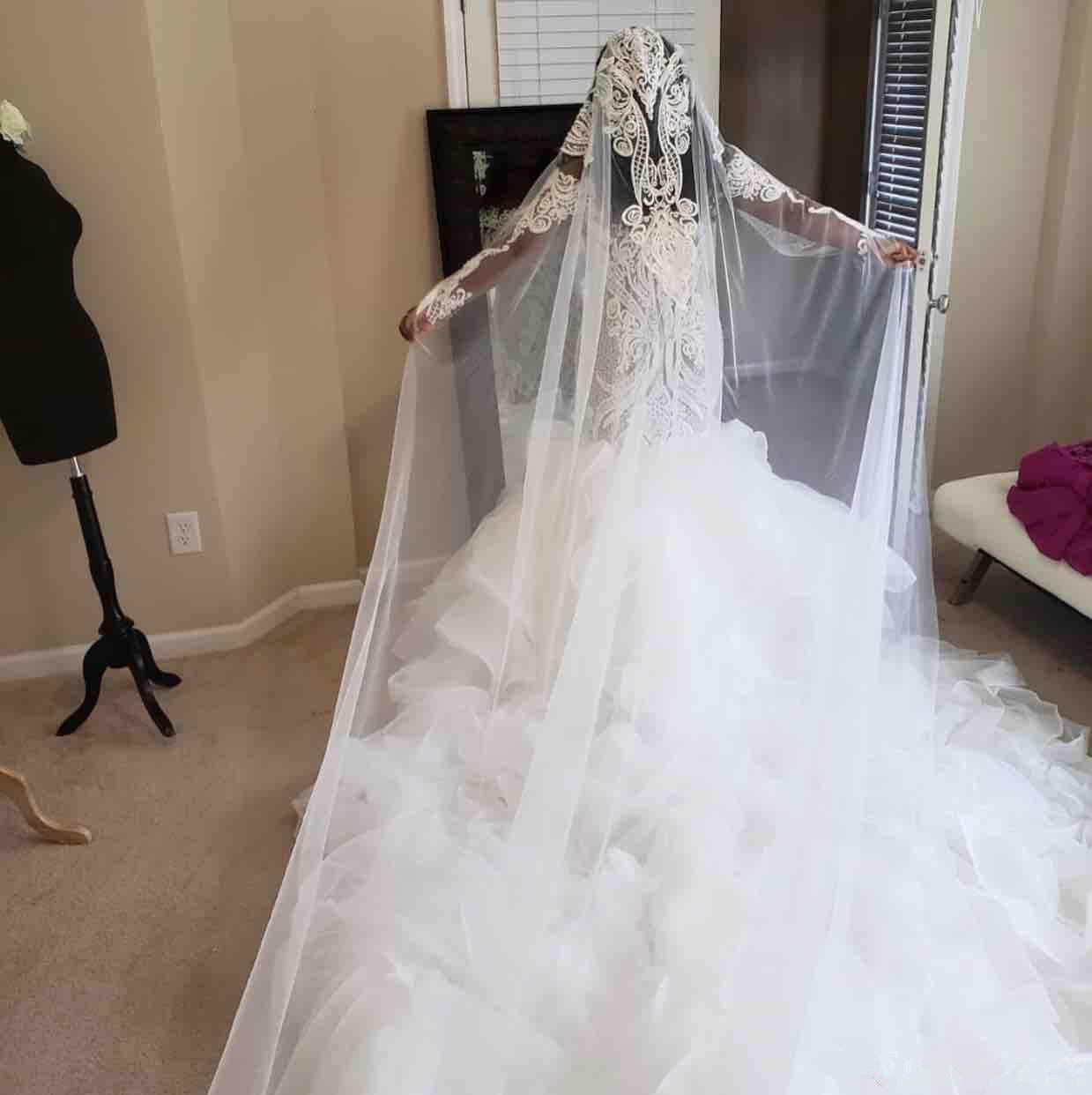 Plus Size 2019 New Mermaid Wedding Dresses Long Sleeves Lace Appliques Ruffles Tiered Skirt Bridal Gowns Garden Vestidos De Mariee Custom