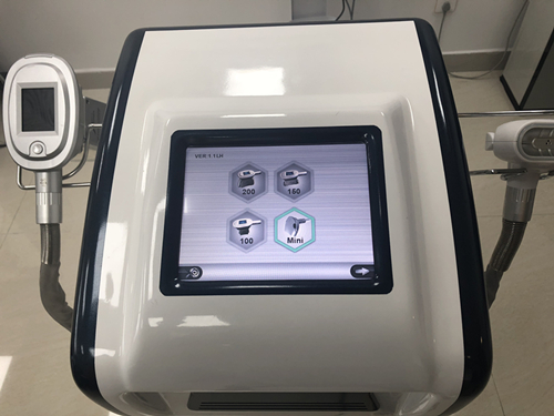 Portable High quality 4 Handles Cool tech fat freezing /Body cool Sculpting Machine cool mini plus with double chin handle
Portable High quality 4 Handles Cool tech fat freezing /Body cool Sculpting Machine cool mini plus with double chin handle