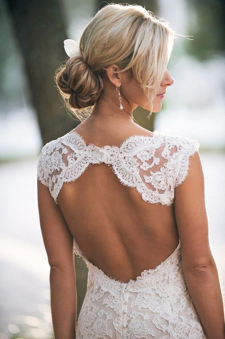 Full Lace Wedding Dresses Country Style Pluging V-neck Cap Sleeves Keyhole Back A Line Vintage Custom Made Bridal Gowns
