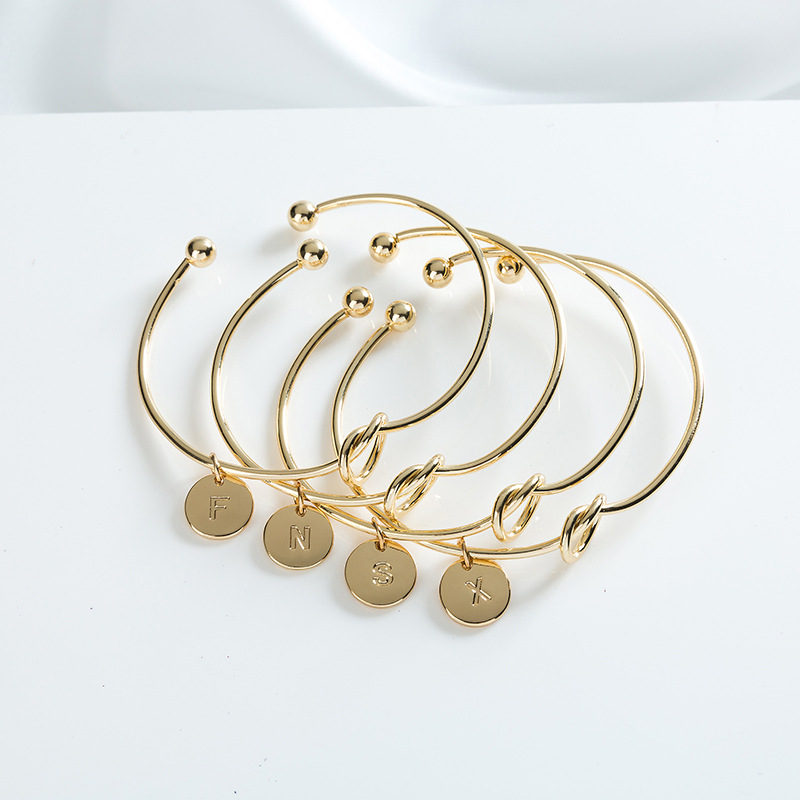 Fashion 26 Letter Alphabet bracelets Simple Tie Knot Twist Cuff Open Bangle For women Minimalist Luxury Jewelry Accessories
Fashion 26 Letter Alphabet bracelets Simple Tie Knot Twist Cuff Open Bangle For women Minimalist Luxury Jewelry Accessories