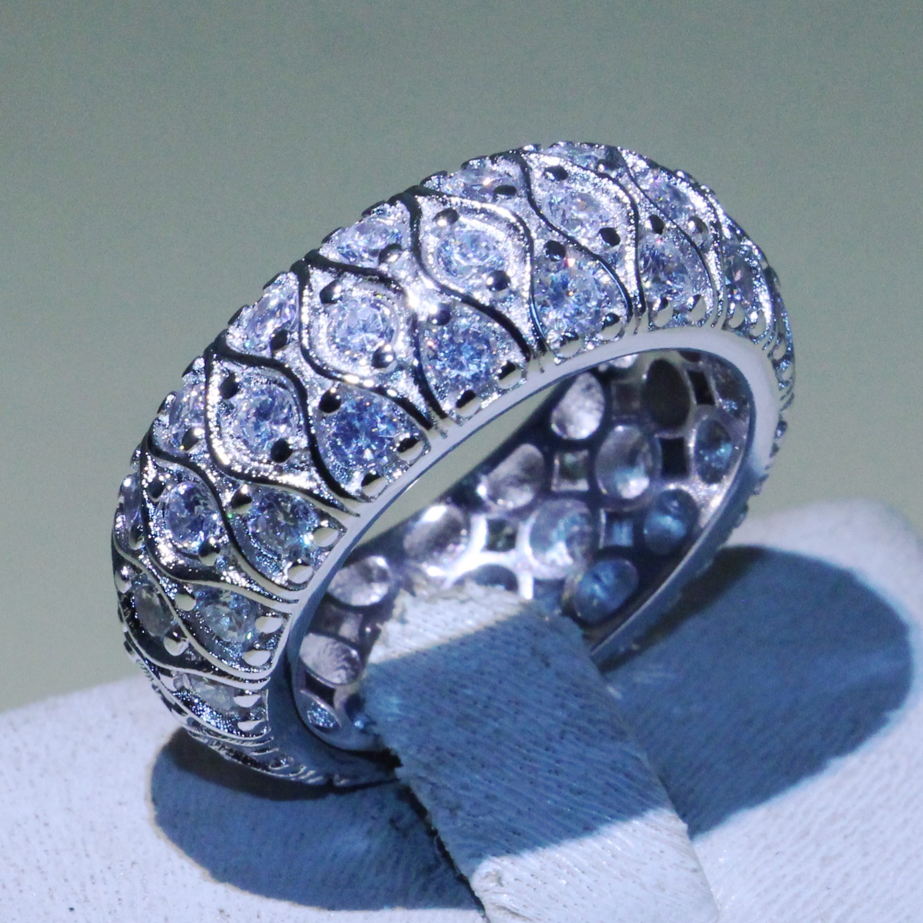 Vintage Fashion Jewelry Fish Eyes Rings 925 Sterling Silver Fill High Quality Pave 5A Cubic Zirconia Wedding Band Circe Ring Set For Women
