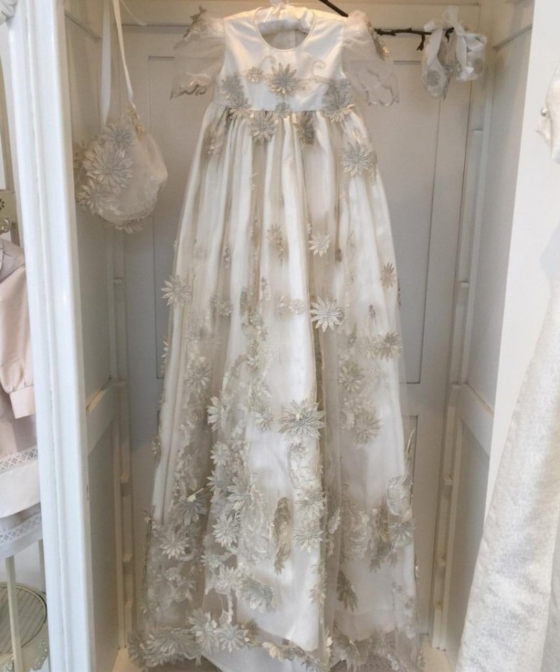 2019 New Arrival Christening Gowns For Baby Girls Beads Appliqued A Line Soft Baptism Dresses With Bonnet First Communication Dress