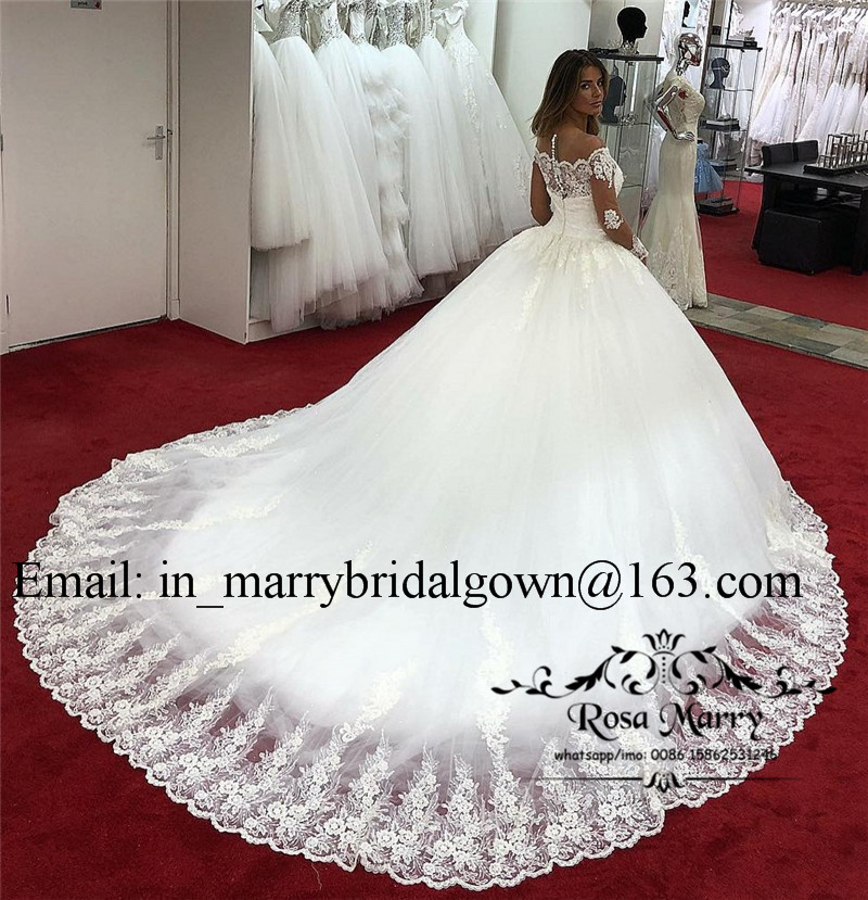 Princess Vintage Lace Ball Gown Wedding Dresses 2020 Plus Size Long Sleeve Crystals Court Train Black Girls African Muslim Bridal Gowns