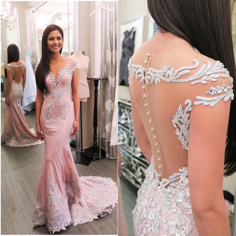 Gorgeous Luxurious Pink Prom Dress Sparkling Crystals Beaded Sheer Neckline Appliques Pageant Dress Fashion Dubai Mermaid Evening Dresses