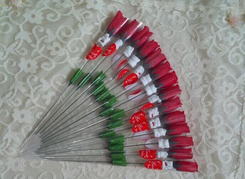 Simulation Rose Flower Single Red Roses Cartoon Bear With a heartshaped Sticker Valentines Day Gift Mothers Day Gift Wedding Supp5028842