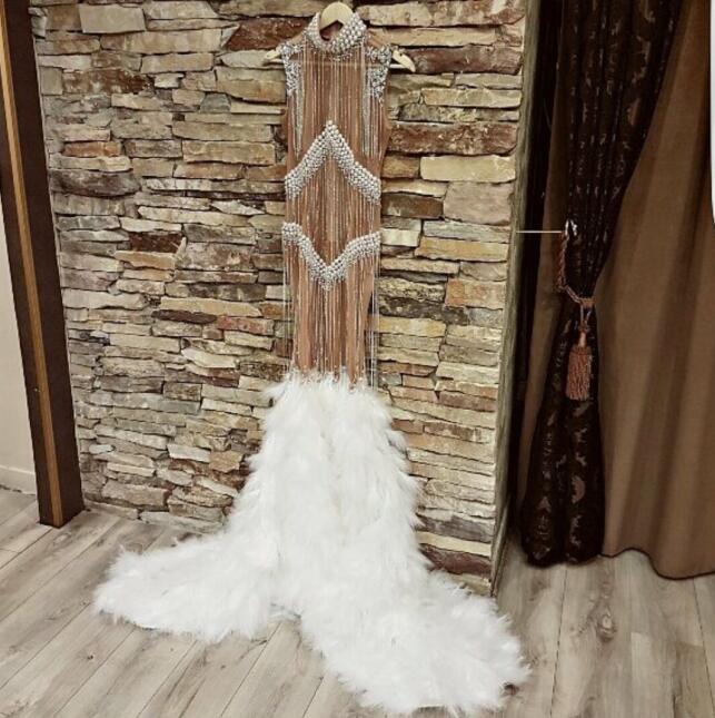 Evening dress Yousef aljasmi Kim kardashian High collar Crystal Tassels Mermaid Backless Almoda gianninaazar ZuhLair murad Ziadnakad, Same with picture
Evening dress Yousef aljasmi Kim kardashian High collar Crystal Tassels Mermaid Backless Almoda gianninaazar ZuhLair murad Ziadnakad, Same with picture