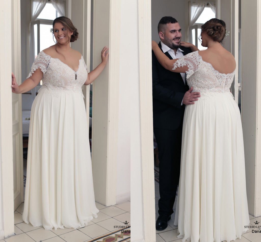 2022 Modest Off the shoulder Lace Wedding Dresses Plus size Cheap Boho Beach Style V neck Chiffon Short Sleeves Lace Bridal Gowns Hot, Ivory
2022 Modest Off the shoulder Lace Wedding Dresses Plus size Cheap Boho Beach Style V neck Chiffon Short Sleeves Lace Bridal Gowns Hot, Ivory