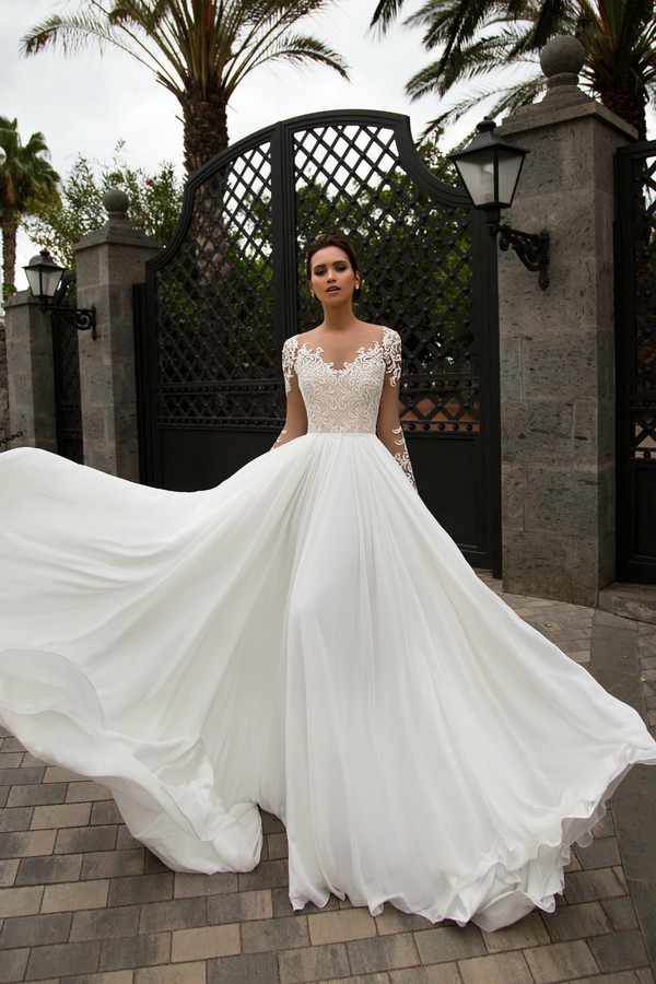 A Line Long Sleeve Wedding Dresses Sheer Jewel Neck Lace Applique Chiffon Sweep Train Beach Bridal Dress Backless Plus Size Wedding Gowns