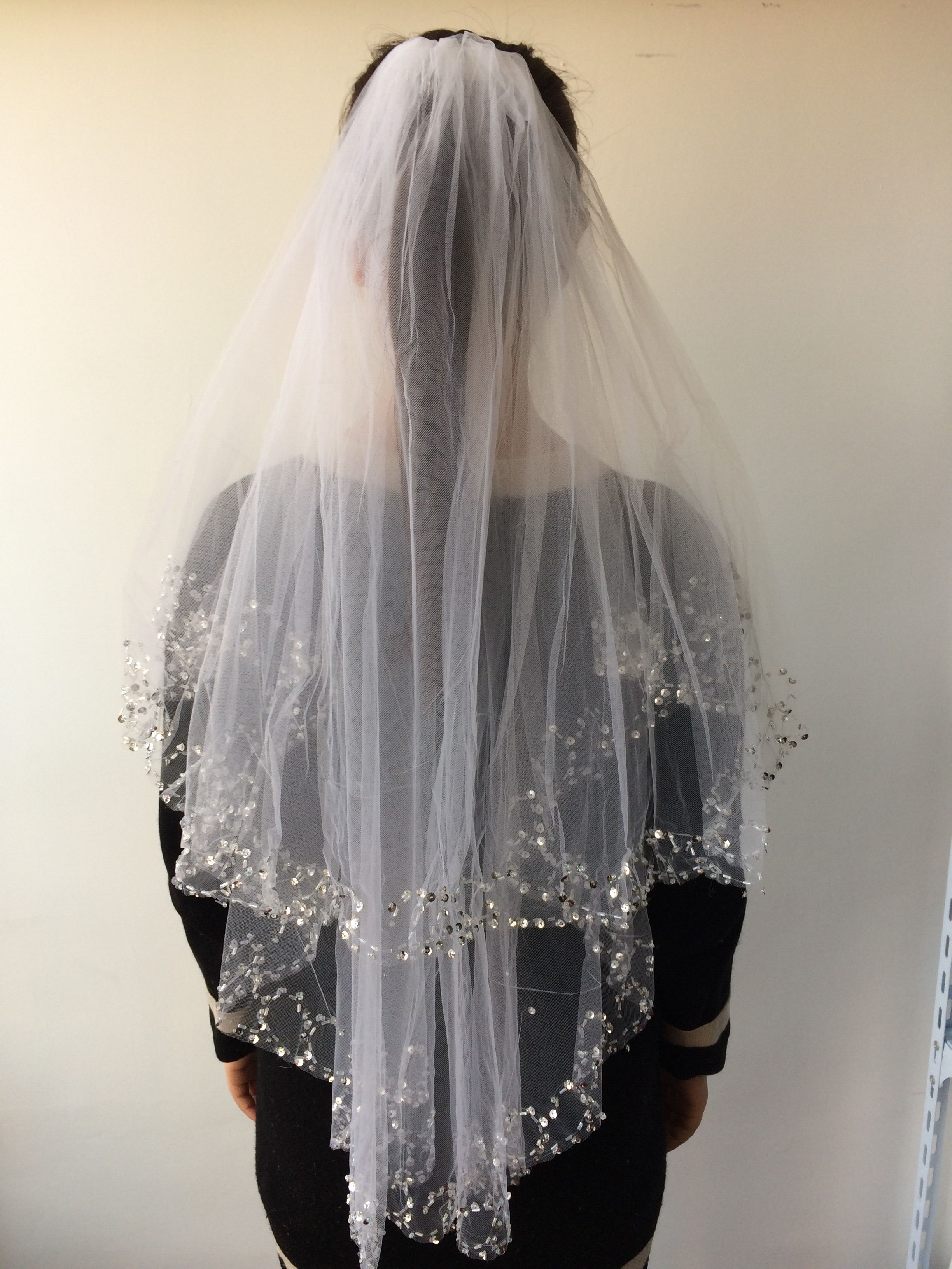 In Stock Cheap Tulle White Ivory Bridal Veils With Comb Elbow Length Two Layer Beads Pearls Edge Wedding Accessories 150 cm Long