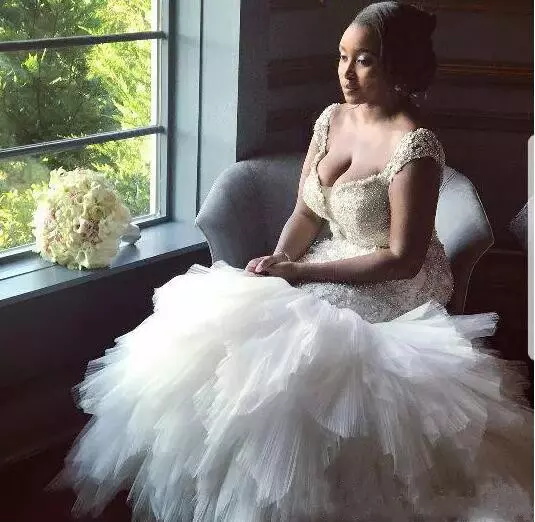Plus Size Mermaid Wedding Dresses Sleeveless Bg Beaded Sequins Vestido De Novia Country Trumpet Bridal Dress Tiered Tulle Lace