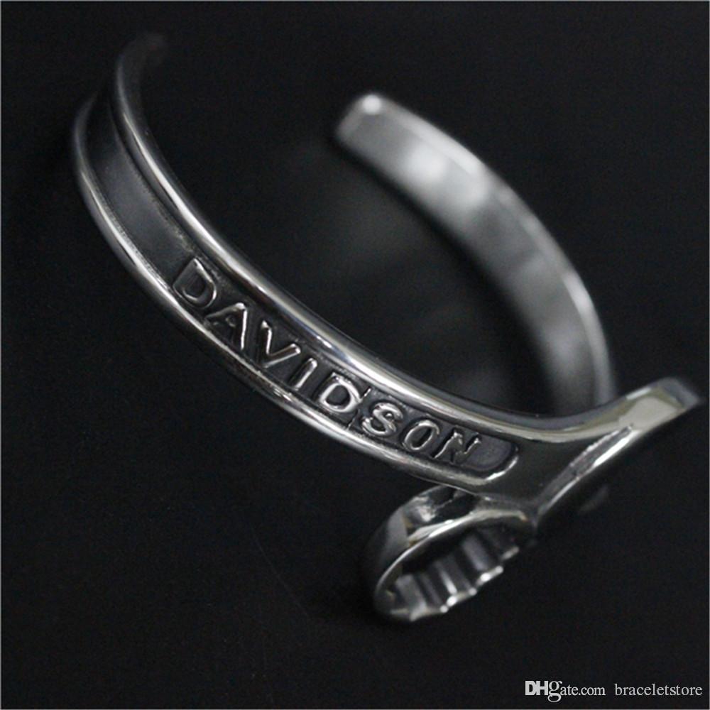 Support Dropship COOL Biker Wrench Bracelet 316L Stainless Steel Fashion Jewelry Popular Motorcycles Biker Style Bracelet, Golden;silver
Support Dropship COOL Biker Wrench Bracelet 316L Stainless Steel Fashion Jewelry Popular Motorcycles Biker Style Bracelet, Golden;silver