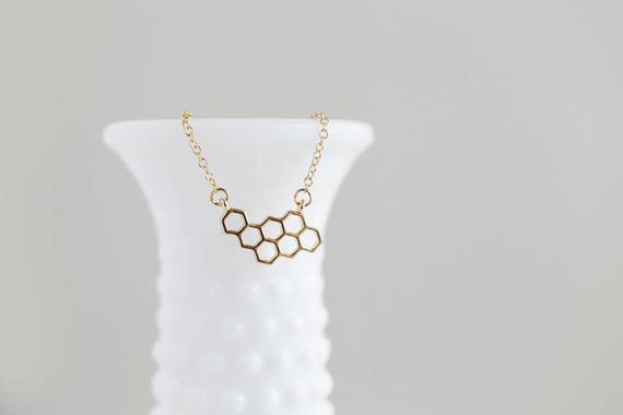 Cute Geometric hexagon Honeycomb Bracelets Gold Silver Honey Bee Comb Hive Bracelet Beehive Bracelet Hexagon Bracelet jewelry, Golden;silver
Cute Geometric hexagon Honeycomb Bracelets Gold Silver Honey Bee Comb Hive Bracelet Beehive Bracelet Hexagon Bracelet jewelry, Golden;silver