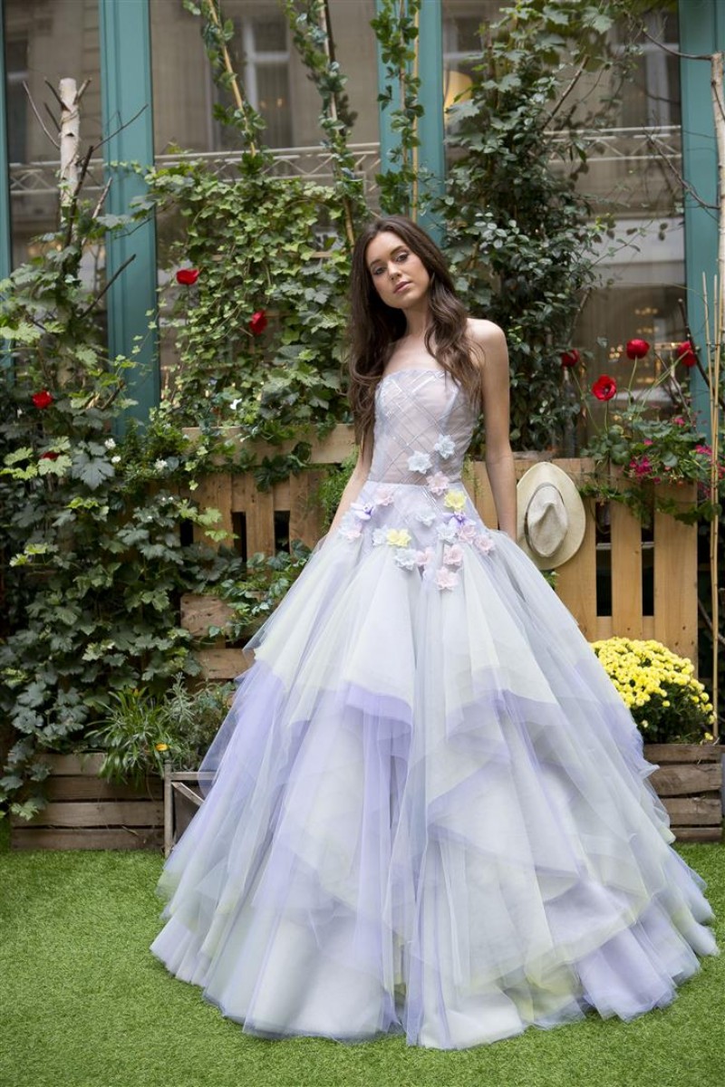 Sexy Illusion Strapless Prom Dress Gradient Color 3D Floral Applique Tiered Skirts Tulle Party Evening Dresses