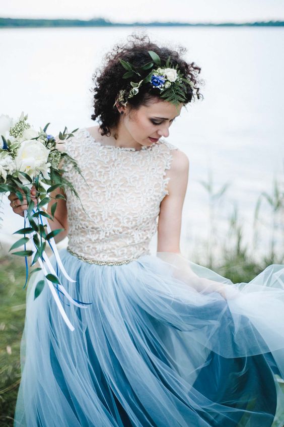 Hot Selling V Backless Sleeveless Tulle Light Blue Court Train Tulle Prom Dresses Bridal Gowns for Women with Appliques Pears Waist, Coral
Hot Selling V Backless Sleeveless Tulle Light Blue Court Train Tulle Prom Dresses Bridal Gowns for Women with Appliques Pears Waist, Coral