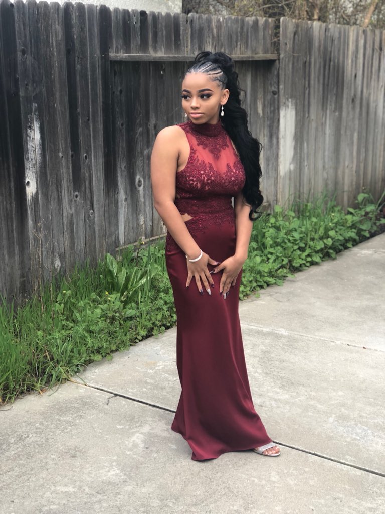 Burgundy Prom Dresses High Neck Sheath Party Dresses Long Lace Appliques Black Girls Graduation Gowns Open Back vestido de festa, Yellow
Burgundy Prom Dresses High Neck Sheath Party Dresses Long Lace Appliques Black Girls Graduation Gowns Open Back vestido de festa, Yellow