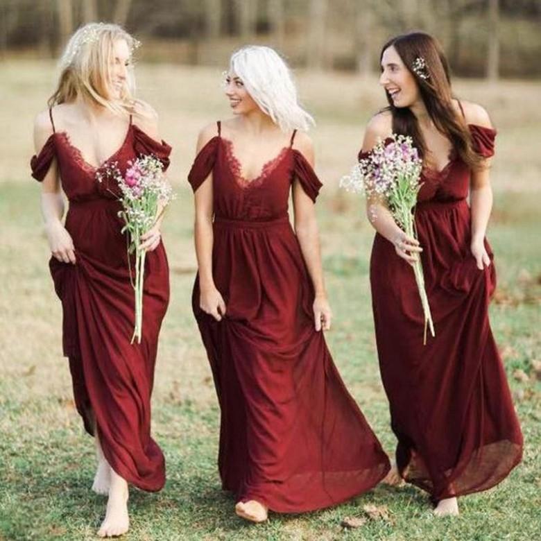 Off Shoulder Plus Size Country Maid Of Honor Dress Cheap Lace Chiffon Burgundy Bridesmaid Dresses Long A Line Bohemian Spaghetti Dress