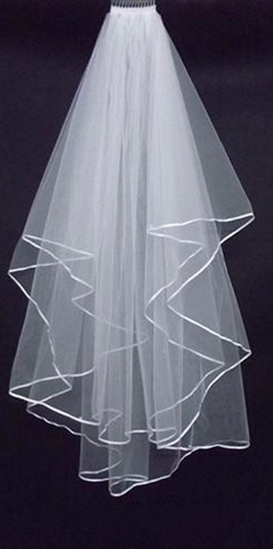 Elegant Bridal Veils with Ribbon Edge Brand New 2 Layers White/Ivory Short Wedding Accessories In Stock Wedding Veils With Comb
