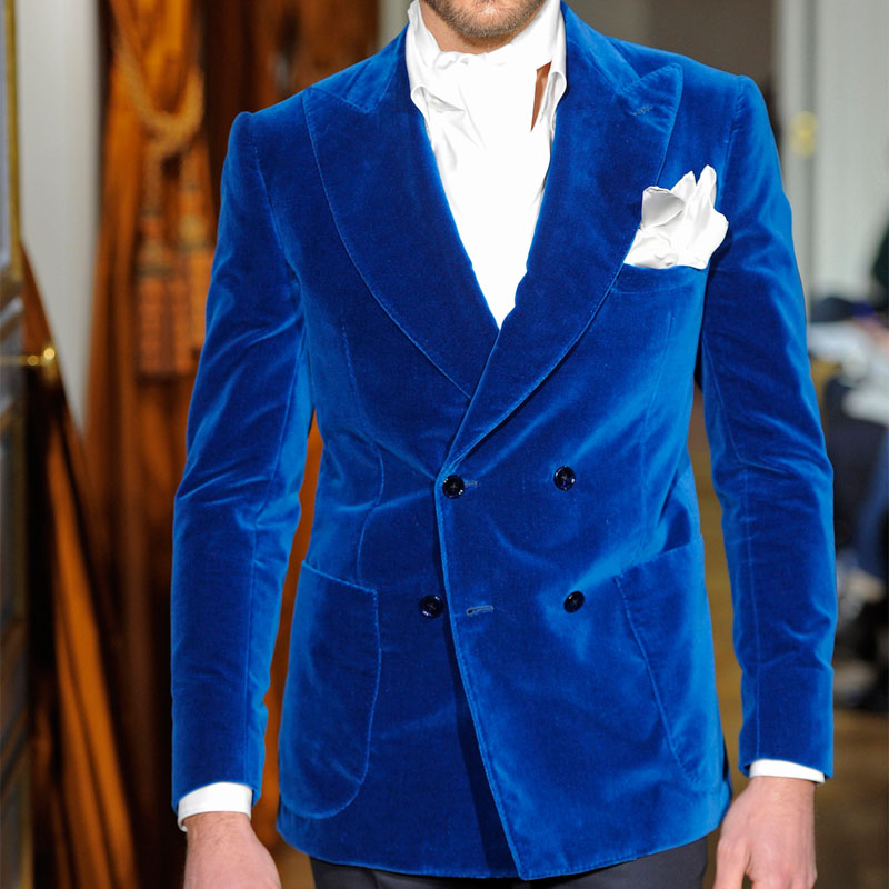Two Piece Royal Blue Velvet Evening Party Men Suits 2018 Classic Style Double Breasted Wedding Groom Tuxedos Jacket Black Pants, Burgundy
Two Piece Royal Blue Velvet Evening Party Men Suits 2018 Classic Style Double Breasted Wedding Groom Tuxedos Jacket Black Pants, Burgundy