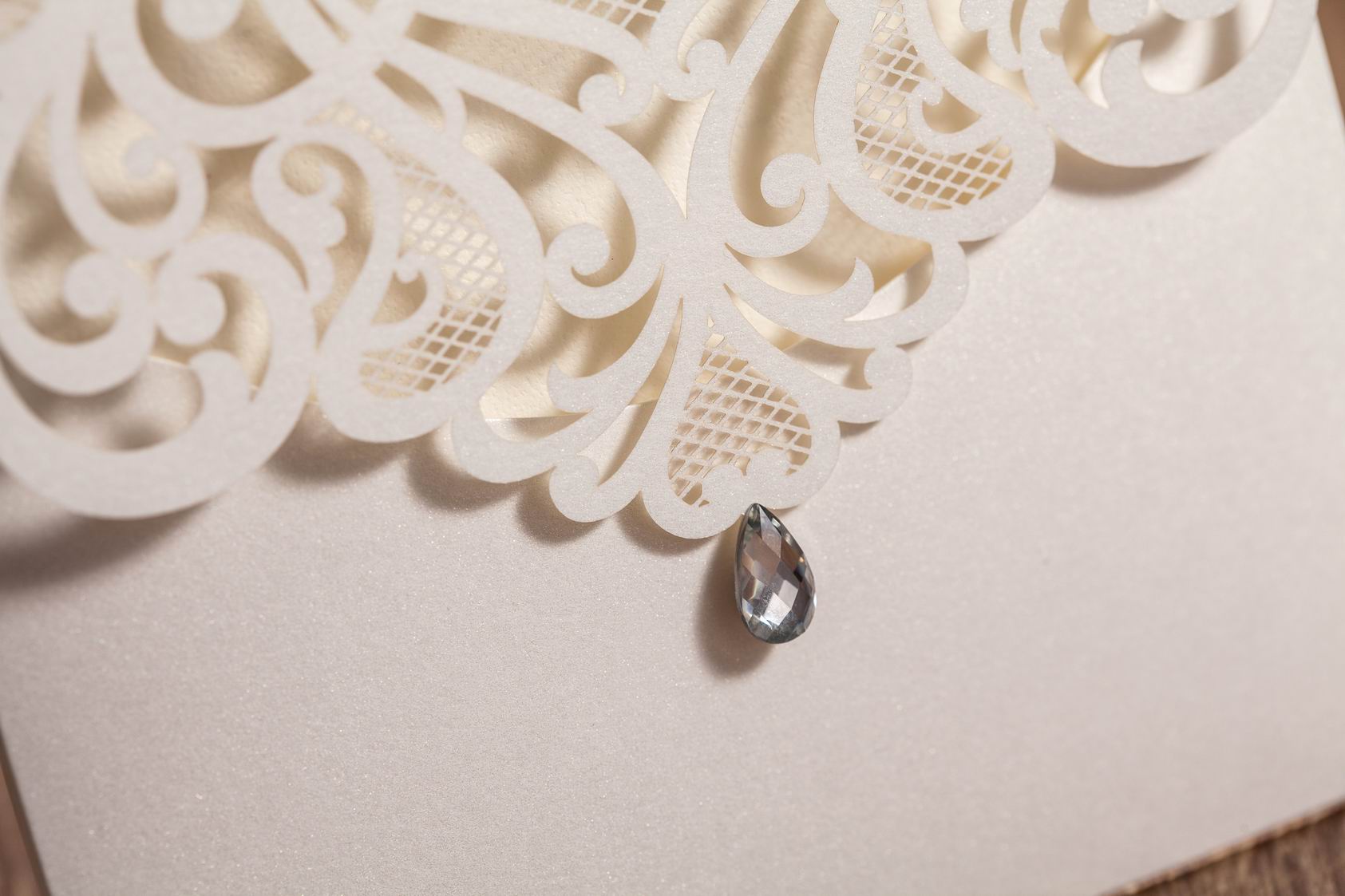 2021 Laser cut wedding invitations cards Personalized Hollow Wedding Invitations Cards Wedding Supplies Free Customized Printing Hot