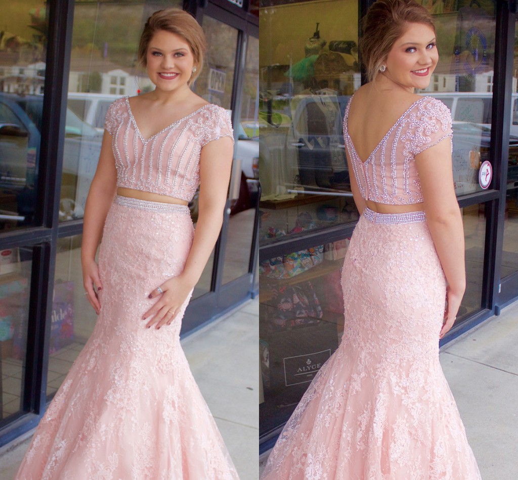 Gorgeous Pink Two Pieces Prom Dress Mermaid Evening Formal Gowns With Short Sleeves Pearls Lace Applique Backless Pageant Dress, Green
Gorgeous Pink Two Pieces Prom Dress Mermaid Evening Formal Gowns With Short Sleeves Pearls Lace Applique Backless Pageant Dress, Green