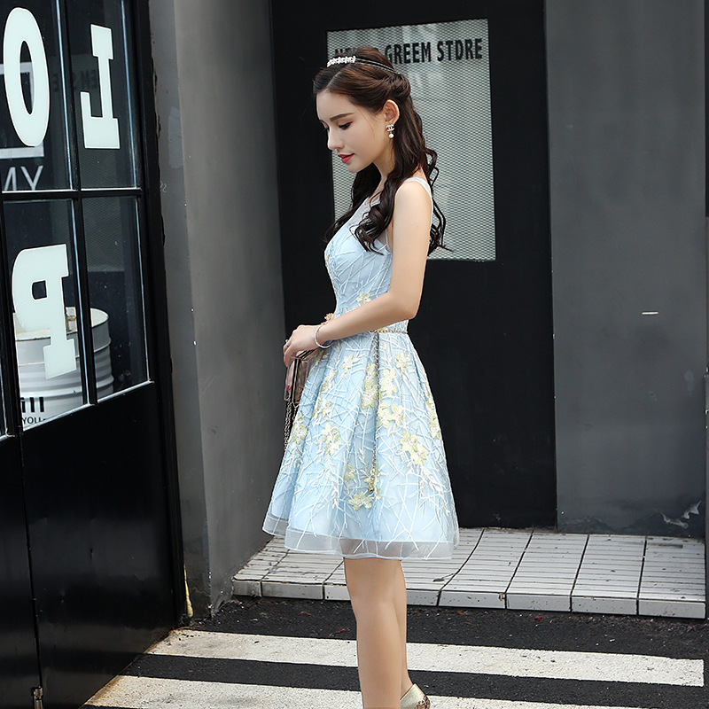 2017 New Short Prom Dresses Sheer Neck Lace Flowers Fashion Cocktail Party Dress Gowns Teens Homecoming Dress Graduation Dress For 8th Grade