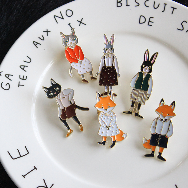 Japanese Korean Style Cat Fox Cute Collar Armband Accessories Drop Oil for Child Brochette Hard Enamel Brooches Pins Wholesale Drop Ship