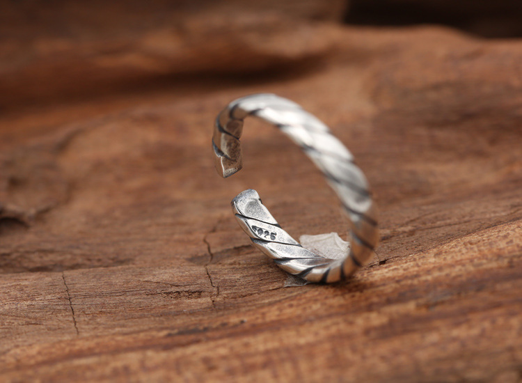Hot sale brand new 925 sterling silver jewelry vintage twisted shape adjustable simple ring gift for women free shipping