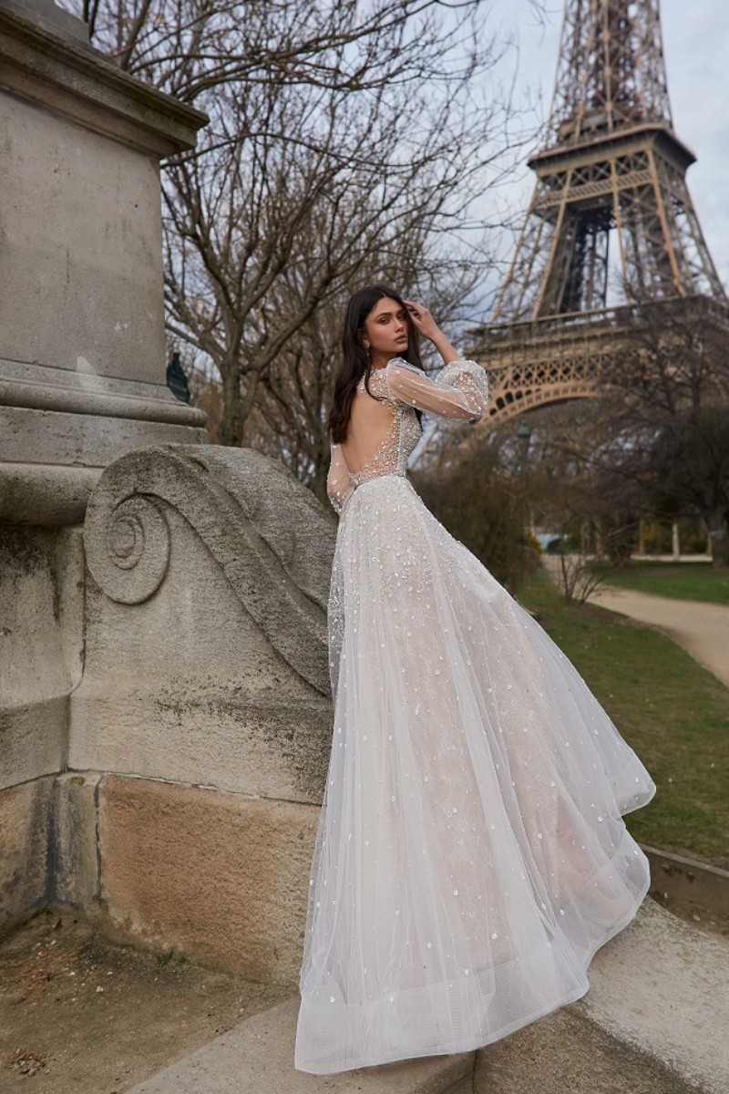 Julie Vino 2019 Sparkly Wedding Dresses 3/4 Long Sleeves Beaded Sheer V Neck Open Backless Boho Bridal Gowns