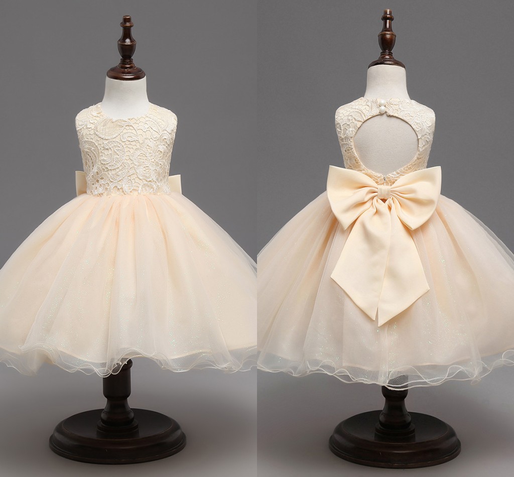 Champagne 2022 Flower Girl Dresses With Bow Princess Baby Birthday Lace Kids Jewel Neck Backless Puffy Wedding Party Girls Gown Pageant, Same as image
Champagne 2022 Flower Girl Dresses With Bow Princess Baby Birthday Lace Kids Jewel Neck Backless Puffy Wedding Party Girls Gown Pageant, Same as image