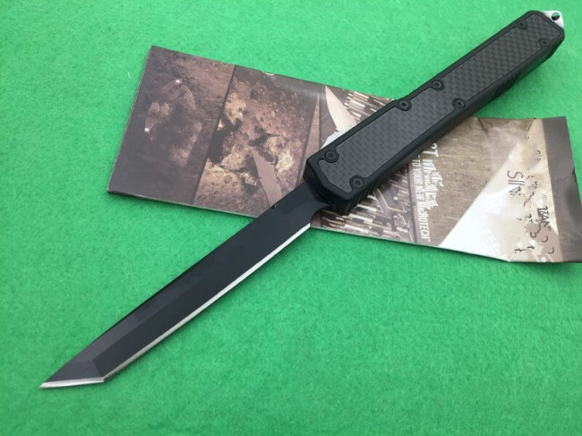 8 models high quality Makora II 106 D2 blade T6-6061 black carton fiber handle double action automatic auto folding knife Xmas gift
8 models high quality Makora II 106 D2 blade T6-6061 black carton fiber handle double action automatic auto folding knife Xmas gift