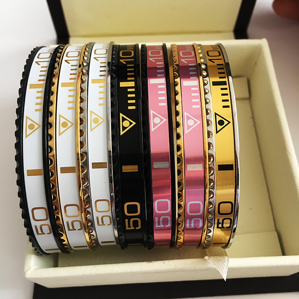 BC DropShipping NEW Italian Dial Cuff Titanium Steel Speedometer Official Bracelets & Bangles Pulseras Vintage For Men
BC DropShipping NEW Italian Dial Cuff Titanium Steel Speedometer Official Bracelets & Bangles Pulseras Vintage For Men