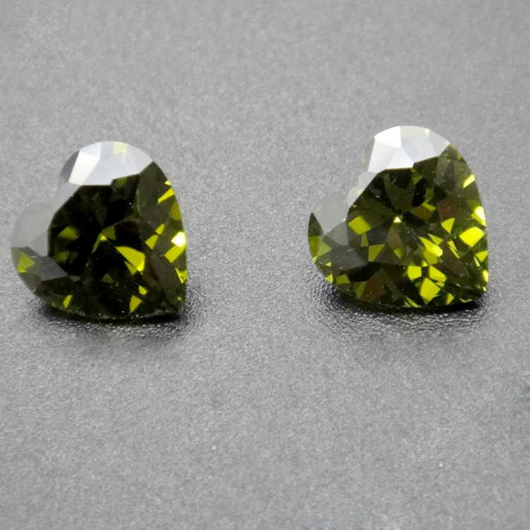 500pcs/Lot Peridot CZ Heart Shape 3-8mm Cubic Zirconia Machine Cut Synthetic Loose Stones For Jewelry Setting Free Ship
500pcs/Lot Peridot CZ Heart Shape 3-8mm Cubic Zirconia Machine Cut Synthetic Loose Stones For Jewelry Setting Free Ship